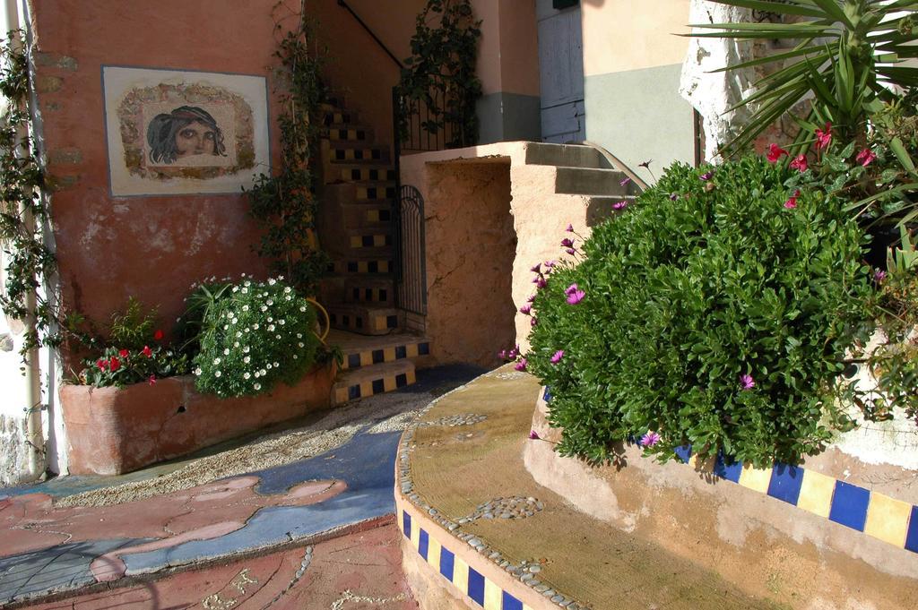 Villa D'Arte Mortola Superiore エクステリア 写真